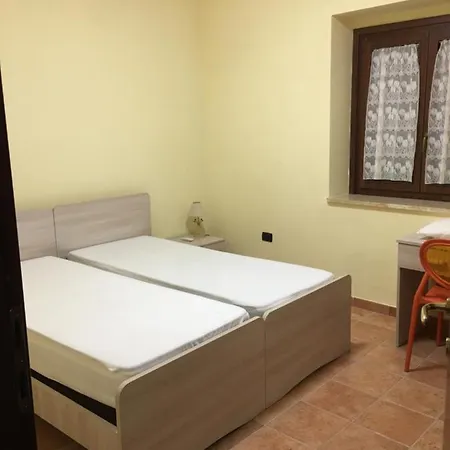Kikos Apartament *